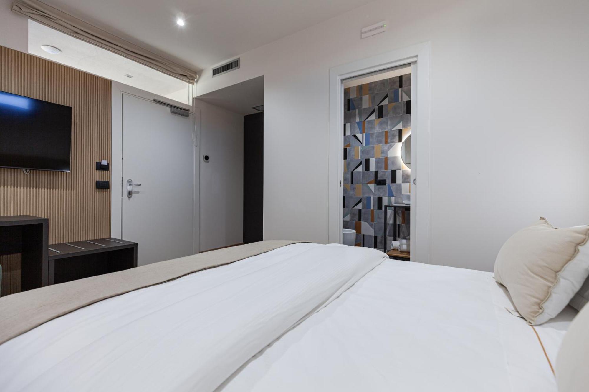 אולביה Rh Lifestyle Rooms & Suites מראה חיצוני תמונה